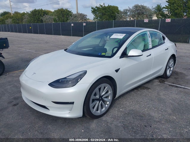 Tesla Model 3 Long Range Dual Motor All-wheel Drive 2022 5YJ3E1EB8NF234202 Image 2