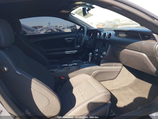 Ford Mustang V6 2017 1FA6P8AM4H5344716 Image 5