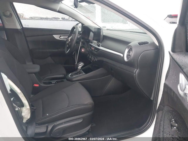 KIA Forte Lxs 2024 3KPF24AD0RE708444 Image 5