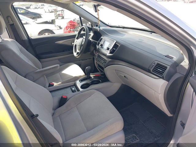Honda PILOT LX 2017 5FNYF5H11HB010934 Image 5