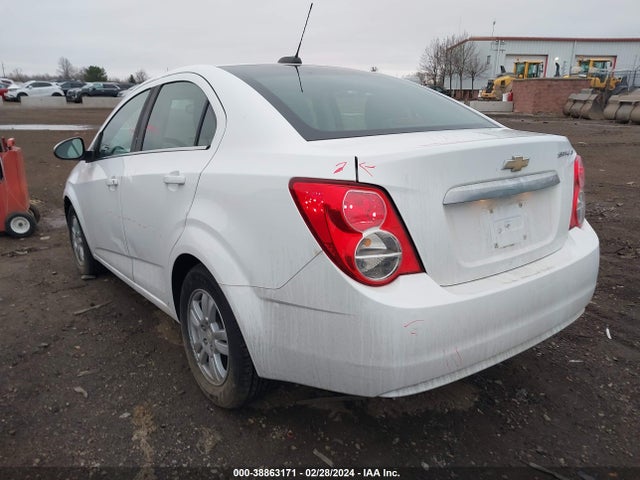 Chevrolet Sonic Lt Auto 2016 1G1JC5SH1G4134555 Image 3