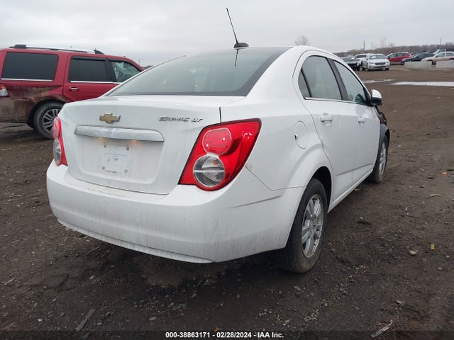 Chevrolet Sonic Lt Auto 2016 1G1JC5SH1G4134555 Image 4