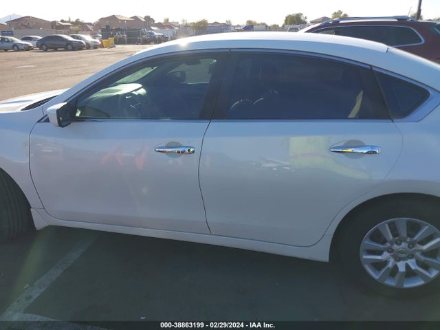 Nissan Altima 2.5 S 2016 1N4AL3AP5GN385535 Image 14