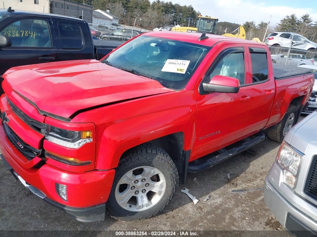 Chevrolet Silverado 1500 2lt 2018 1GCVKREC9JZ257985 Image 2