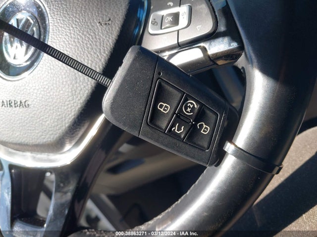 1V2MR2CA2JC528032 Volkswagen Atlas 3.6l V6 Sel