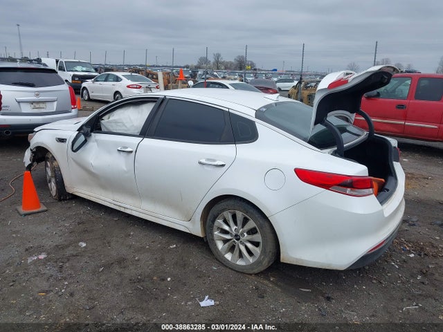 KIA Optima Lx 2017 5XXGT4L30HG167911 Image 3