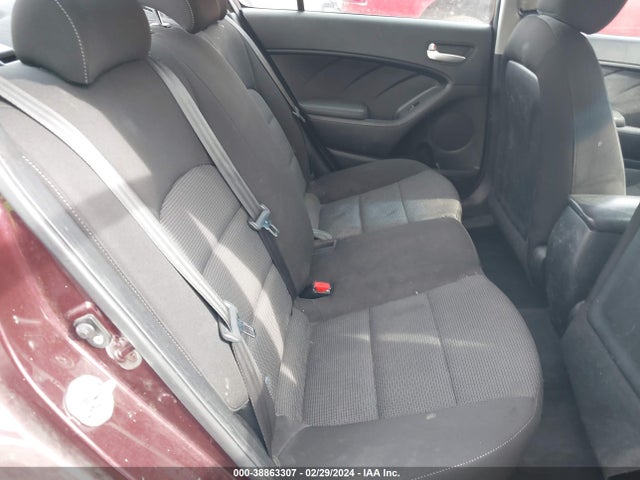 KIA FORTE LX 2017 3KPFK4A74HE142233 Image 8