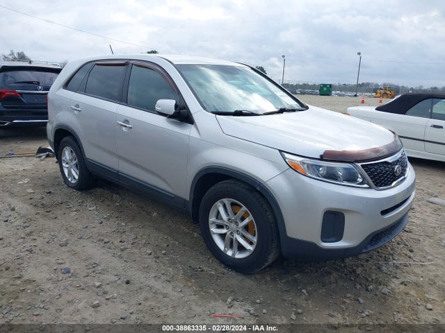 KIA SORENTO LX 2015 5XYKT3A60FG636263 Image 1