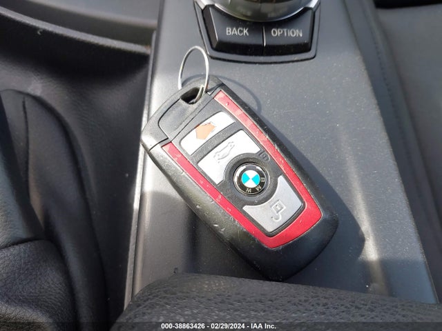 BMW 328I 2016 WBA8E9G50GNT45582 Image 11