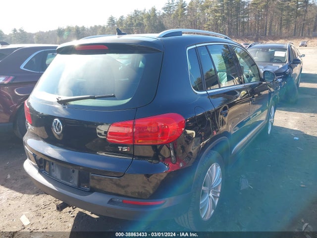 WVGAV7AX2GW515546 Volkswagen TIGUAN SE