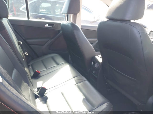 WVGAV7AX2GW515546 Volkswagen TIGUAN SE