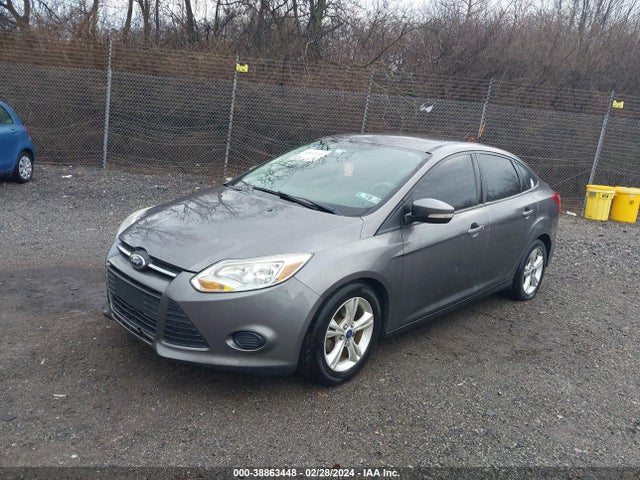 Ford FOCUS SE 2014 1FADP3F25EL322037 Image 2