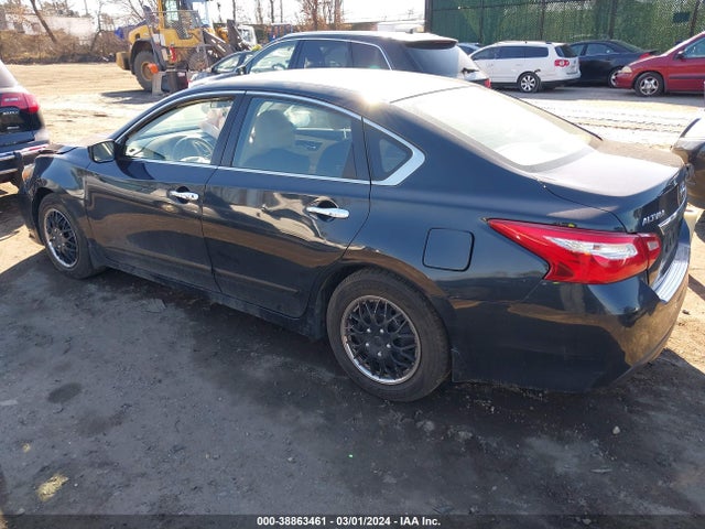 Nissan Altima 2.5 S 2017 1N4AL3AP3HC151777 Image 3
