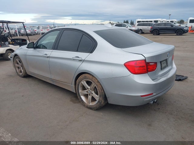 BMW 328I 2015 WBA3C1C52FK121978 Image 3