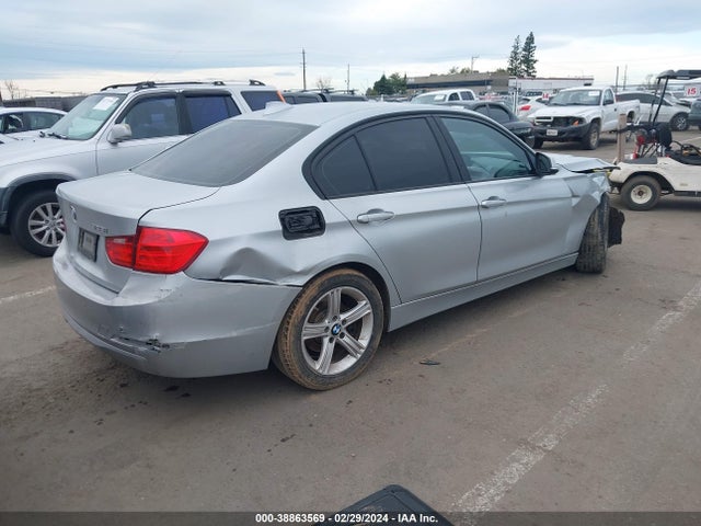 BMW 328I 2015 WBA3C1C52FK121978 Image 4