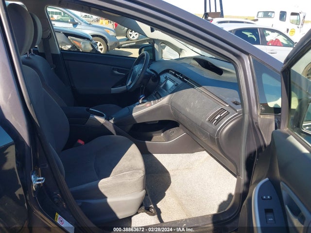 2013 Toyota Prius Three მანქანა იყიდება აუქციონზე, vin: JTDKN3DU4D5637782, აუქციონის ნომერი: 38863672