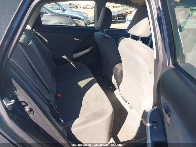 2013 Toyota Prius Three მანქანა იყიდება აუქციონზე, vin: JTDKN3DU4D5637782, აუქციონის ნომერი: 38863672