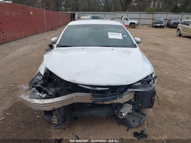 Chrysler 200 S 2015 1C3CCCBBXFN535356 Image 13
