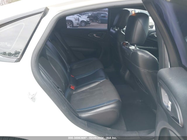 Chrysler 200 S 2015 1C3CCCBBXFN535356 Image 8