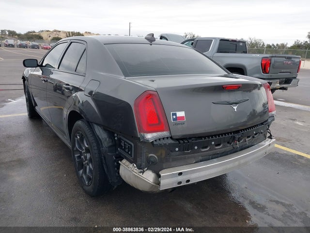 2C3CCARG8LH225670 Chrysler 300 Touring Awd