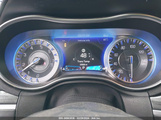 2C3CCARG8LH225670 Chrysler 300 Touring Awd