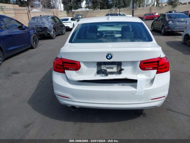 WBA8E1G38HNU17372 BMW 320i