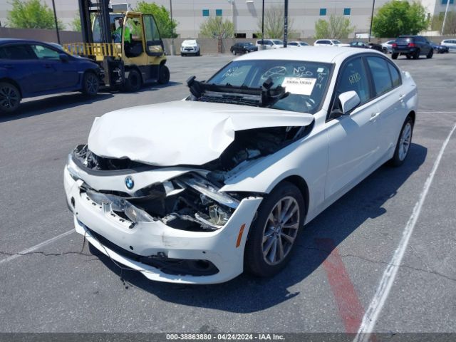 WBA8E1G38HNU17372 BMW 320i