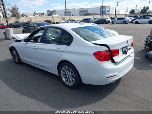 WBA8E1G38HNU17372 BMW 320i