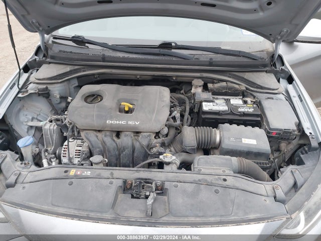 Hyundai ELANTRA SE 2017 5NPD74LF1HH067936 Image 10