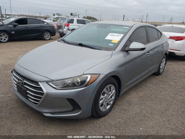 Hyundai ELANTRA SE 2017 5NPD74LF1HH067936 Image 2
