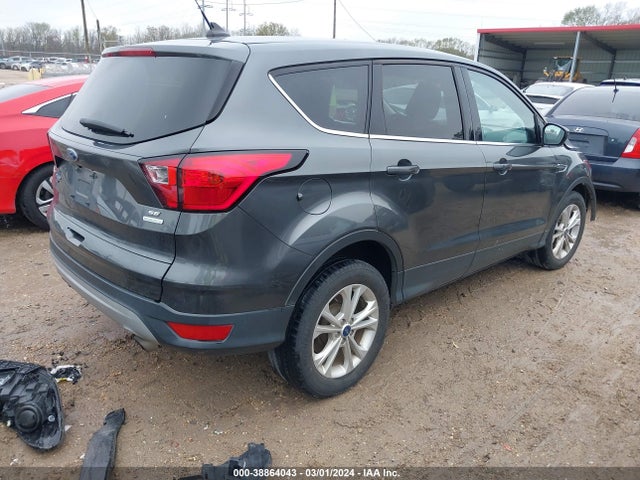 Ford ESCAPE SE 2019 1FMCU0GD2KUB47079 Image 4