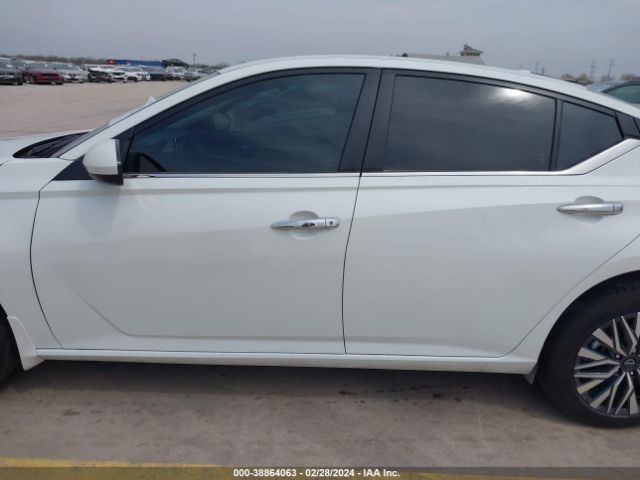 1N4BL4DW2PN408671 Nissan Altima Sv Intelligent Awd