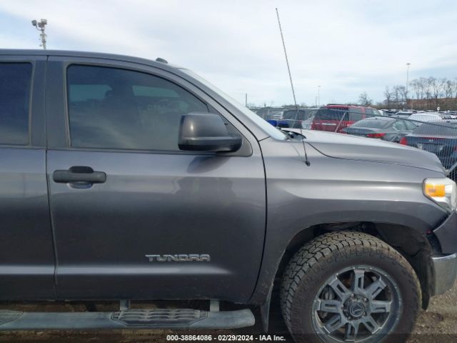 5TFEM5F10EX077943 Toyota Tundra Sr5 4.6l V8