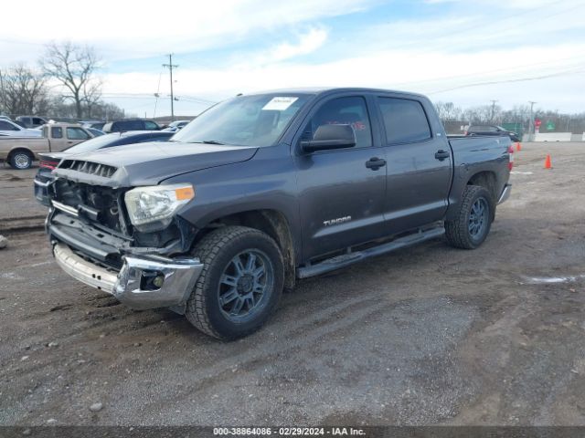 5TFEM5F10EX077943 Toyota Tundra Sr5 4.6l V8