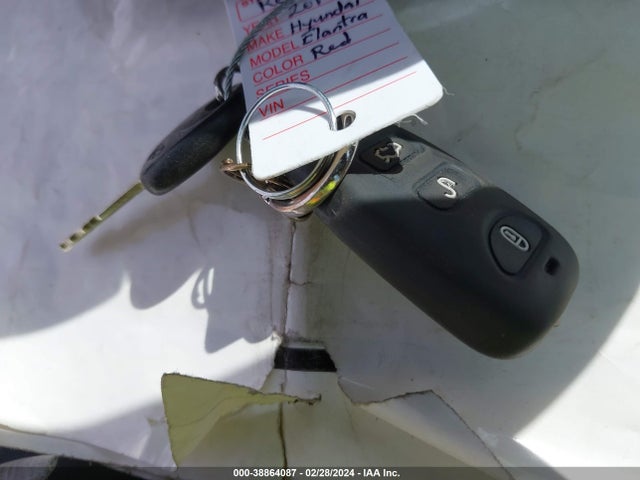Auction sale of the 2019 Hyundai Elantra Sel, vin: KMHD84LF4KU745844, lot number: 38864087