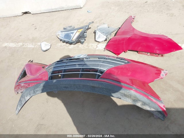 Auction sale of the 2019 Hyundai Elantra Sel, vin: KMHD84LF4KU745844, lot number: 38864087