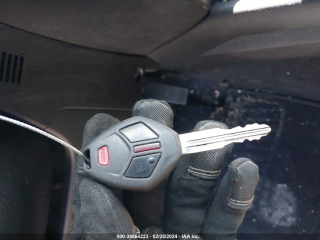 4A4AR3AU1FE027757 Mitsubishi Outlander Sport Es