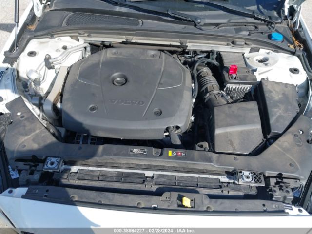 2021 VOLVO S60 7JRA22TM3MG092468 Photo 9