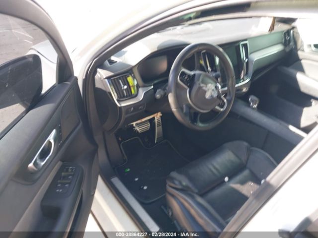 2021 VOLVO S60 7JRA22TM3MG092468 Photo 4