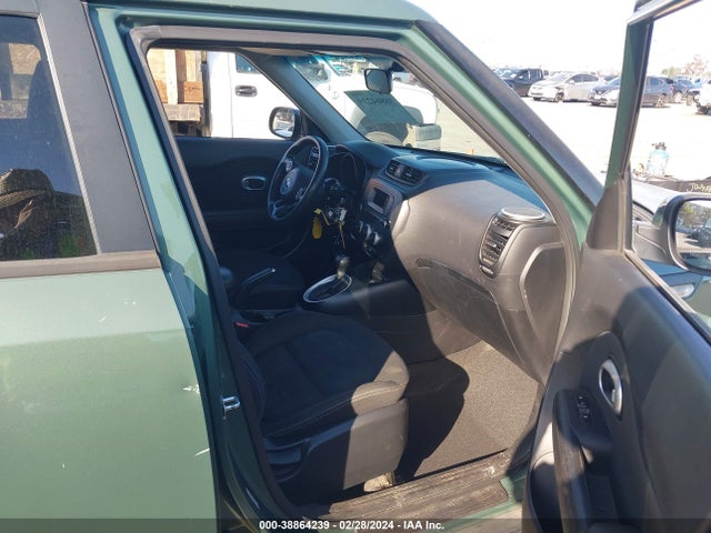 KIA Soul 2014 KNDJN2A25E7021569 Image 5