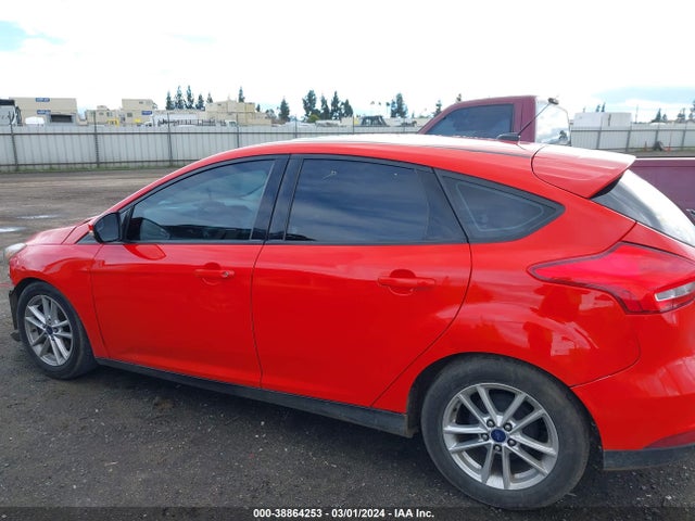Ford FOCUS SE 2016 1FADP3K26GL344878 Image 15