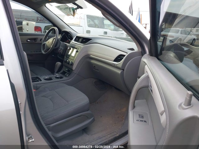 Chevrolet Traverse Ls 2016 1GNKRFEDXGJ171296 Image 5