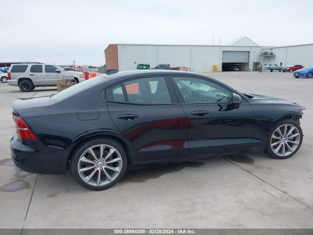7JR102FK3MG093393 Volvo S60 T5 Momentum