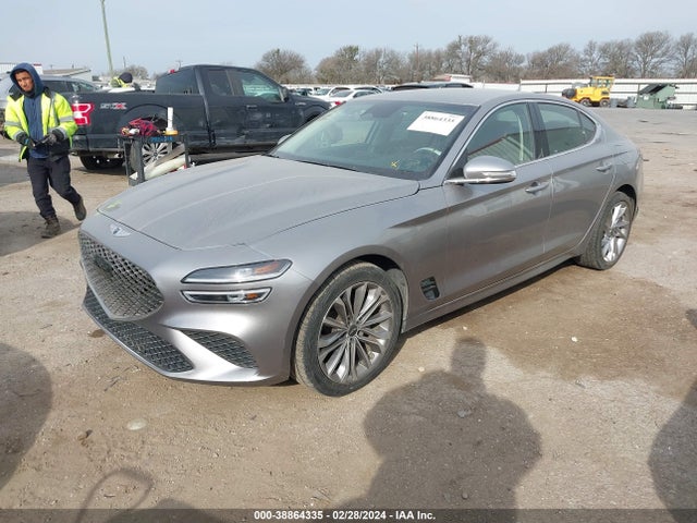Genesis G70 2.0t Rwd 2022 KMTG34TA0NU095856 Image 2