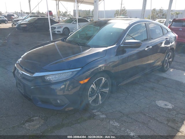 Honda Civic Touring 2017 2HGFC1F95HH643742 Image 2