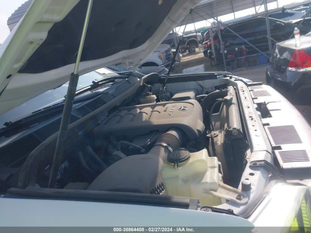 5TFRM5F14EX071760 Toyota Tundra Sr5 4.6l V8