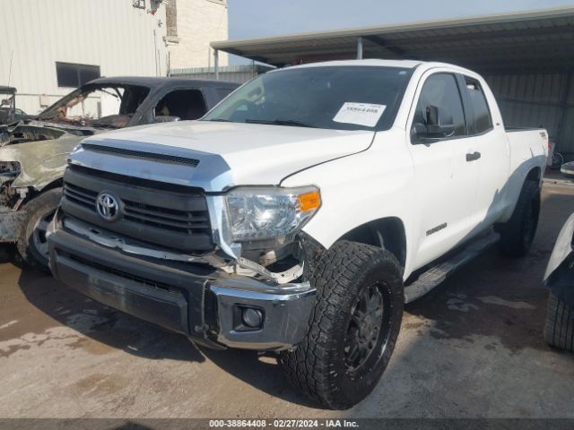 5TFRM5F14EX071760 Toyota Tundra Sr5 4.6l V8