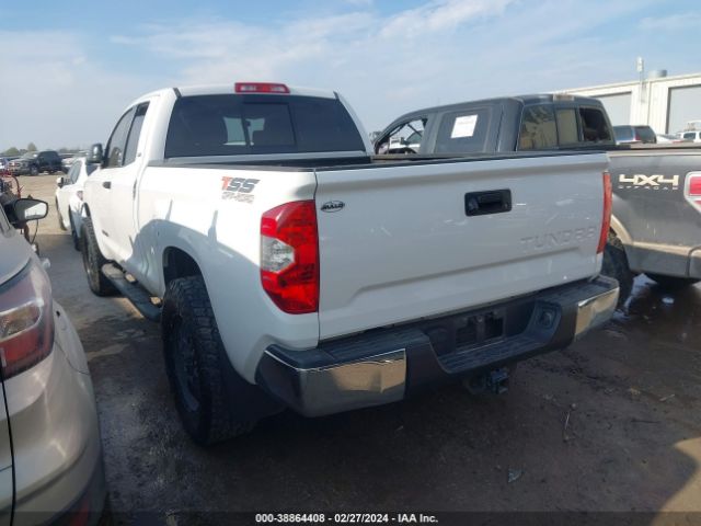 5TFRM5F14EX071760 Toyota Tundra Sr5 4.6l V8