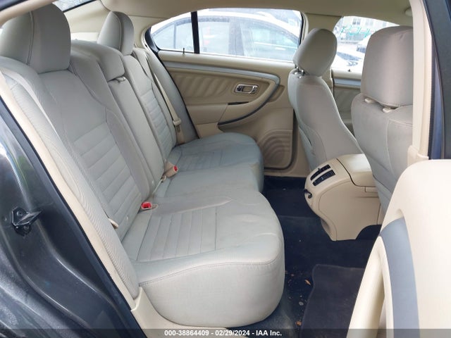 Ford TAURUS SE 2017 1FAHP2D88HG121023 Image 8
