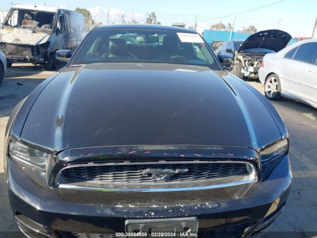 1ZVBP8AM0E5205071 Ford Mustang V6 Premium